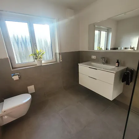 Apartamento Modernes An Der Steige
